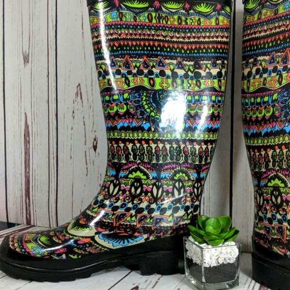 Sakroots Rhythm Neon Elephants and Peace Fur‎ Lined Boots 7 - Picture 4 of 16
